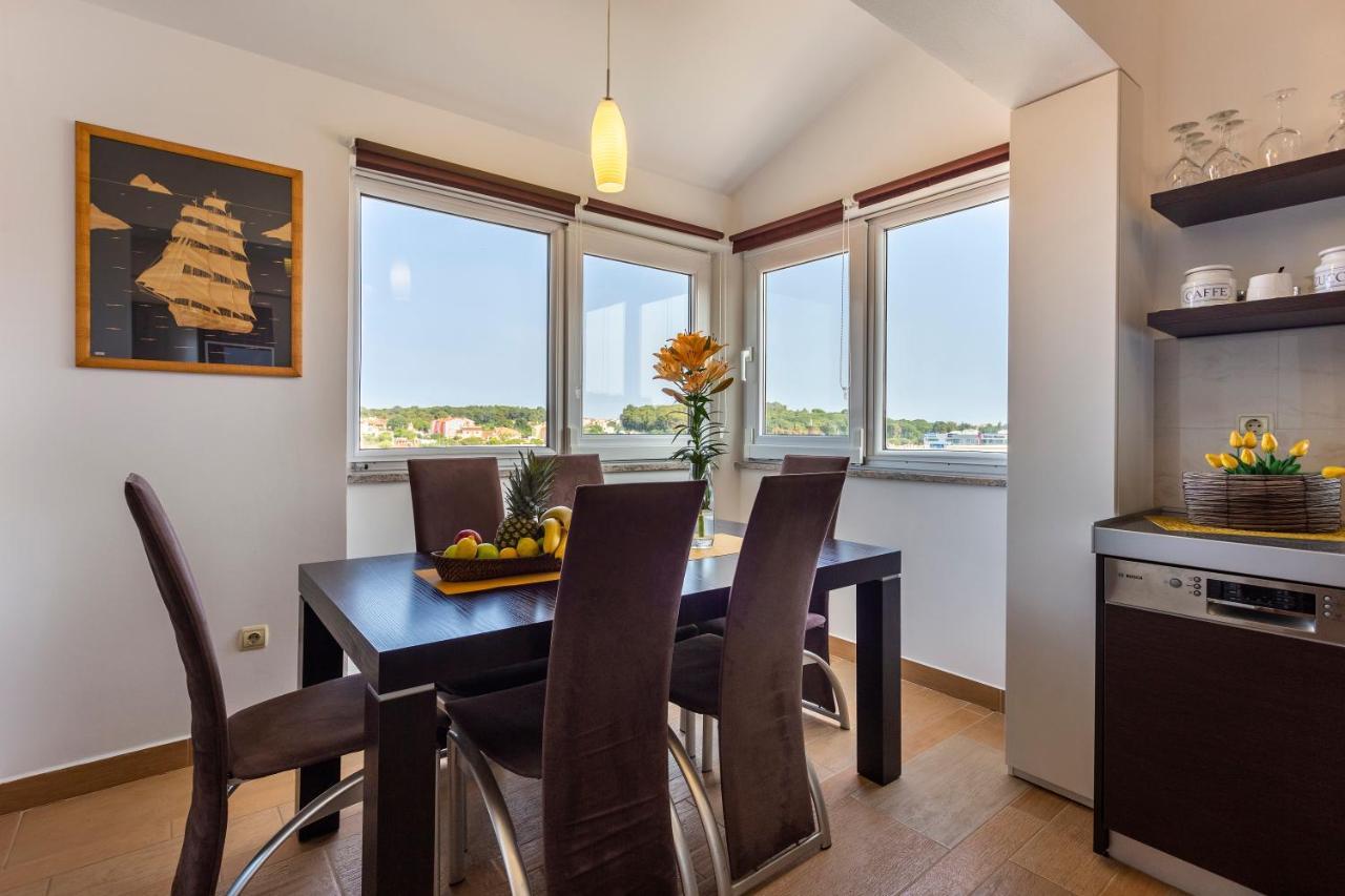 Apartman Ember Pola Esterno foto